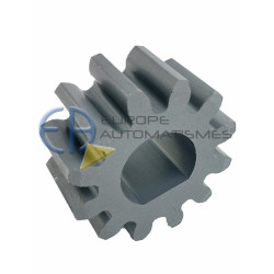 PIGNON DE SORTIE POUR MOTEUR CL610, CL1010